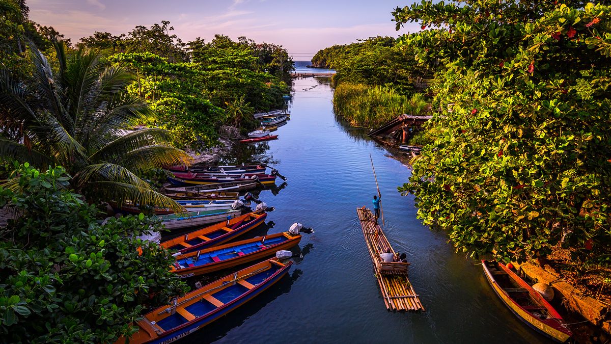 Love Caribbean - Jamaica Edition