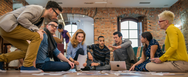 Pros and Cons of Joining a Team or Starting My Own Travel Agency